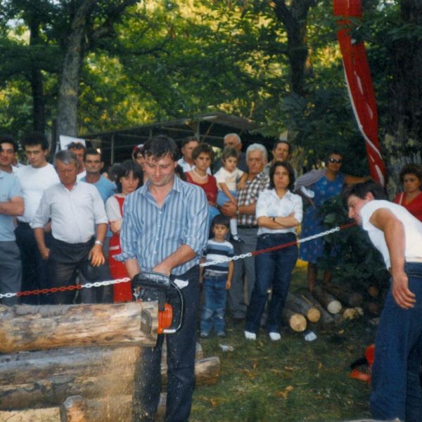 Gara di taglio con motosega — anni '80